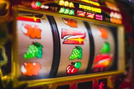 Trải nghiệm live casino tại sảnh game e2bet casino trên điện thoại
